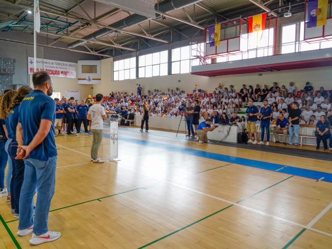 La ceremonia inaugural tuvo lugar en el Pabellón Javi Limones