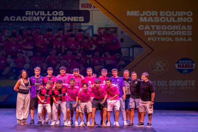 Mejor Equipo Masculino Categorías Inferiores: Rivillos Academy Limones Juvenil