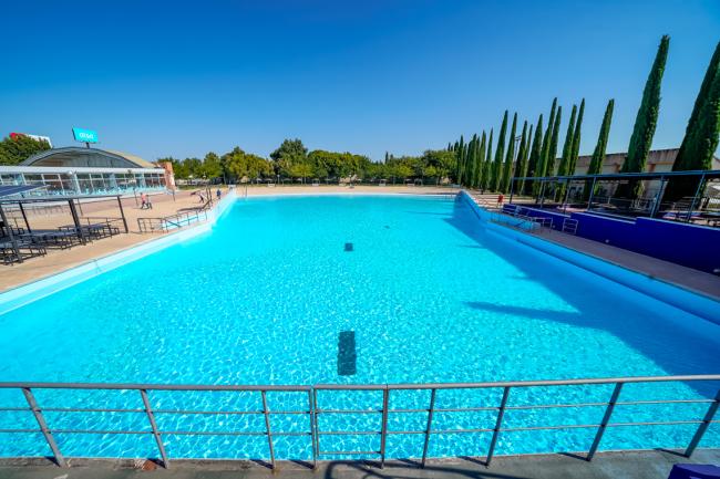 Torrejón de Ardoz cuenta con la única Piscina de Olas municipal de España