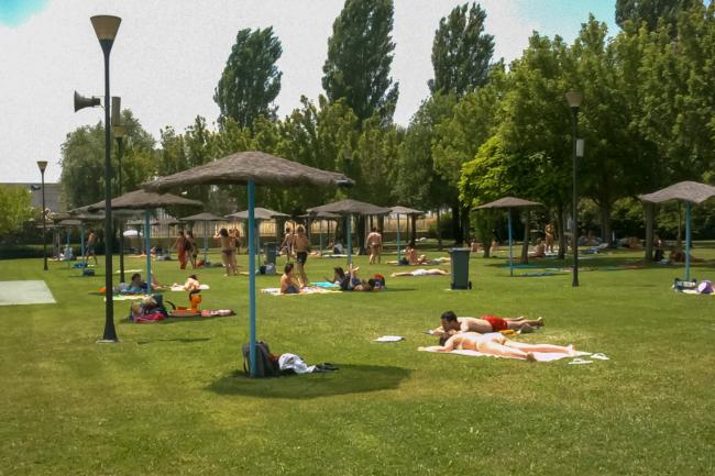 Más de 103.000 usuarios han elegido las piscinas municipales de Torrejón de Ardoz como la mejor y más refrescante alternativa para combatir los rigores de las altas temperaturas en la ciudad durante este verano