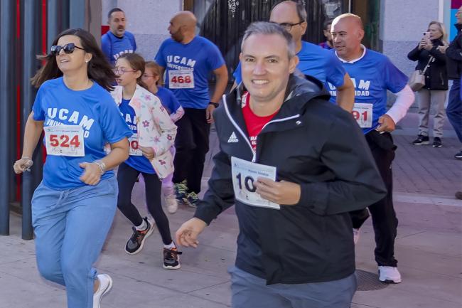 El concejal de Educación, Bienestar e Inmigración fue uno de los participantes de la carrera familiar